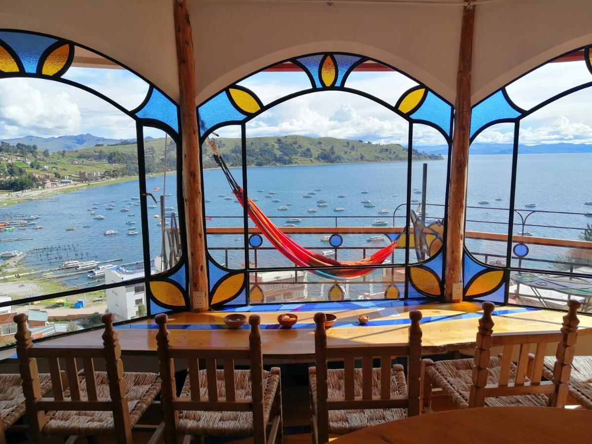 Hostal Las Olas Copacabana  Zewnętrze zdjęcie