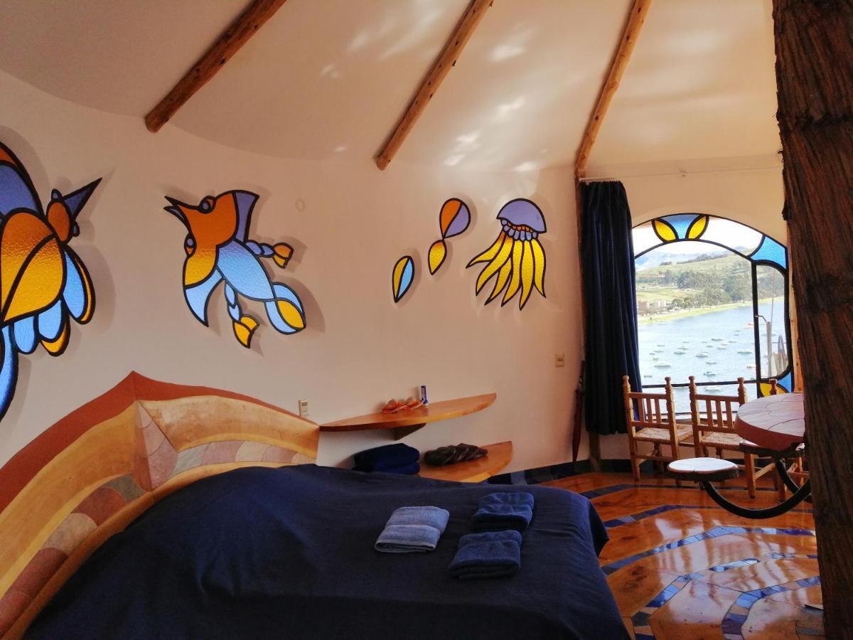 Hostal Las Olas Copacabana  Zewnętrze zdjęcie