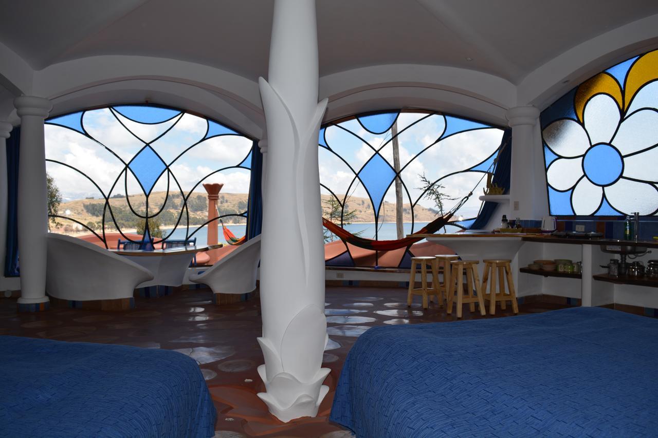 Hostal Las Olas Copacabana  Zewnętrze zdjęcie