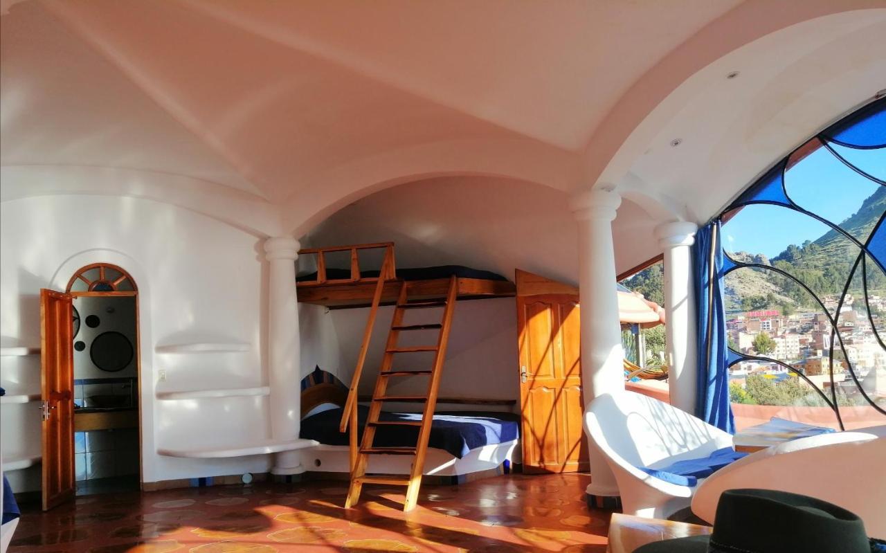 Hostal Las Olas Copacabana  Zewnętrze zdjęcie